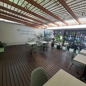 אכסניה Cocobamboo, מדיין